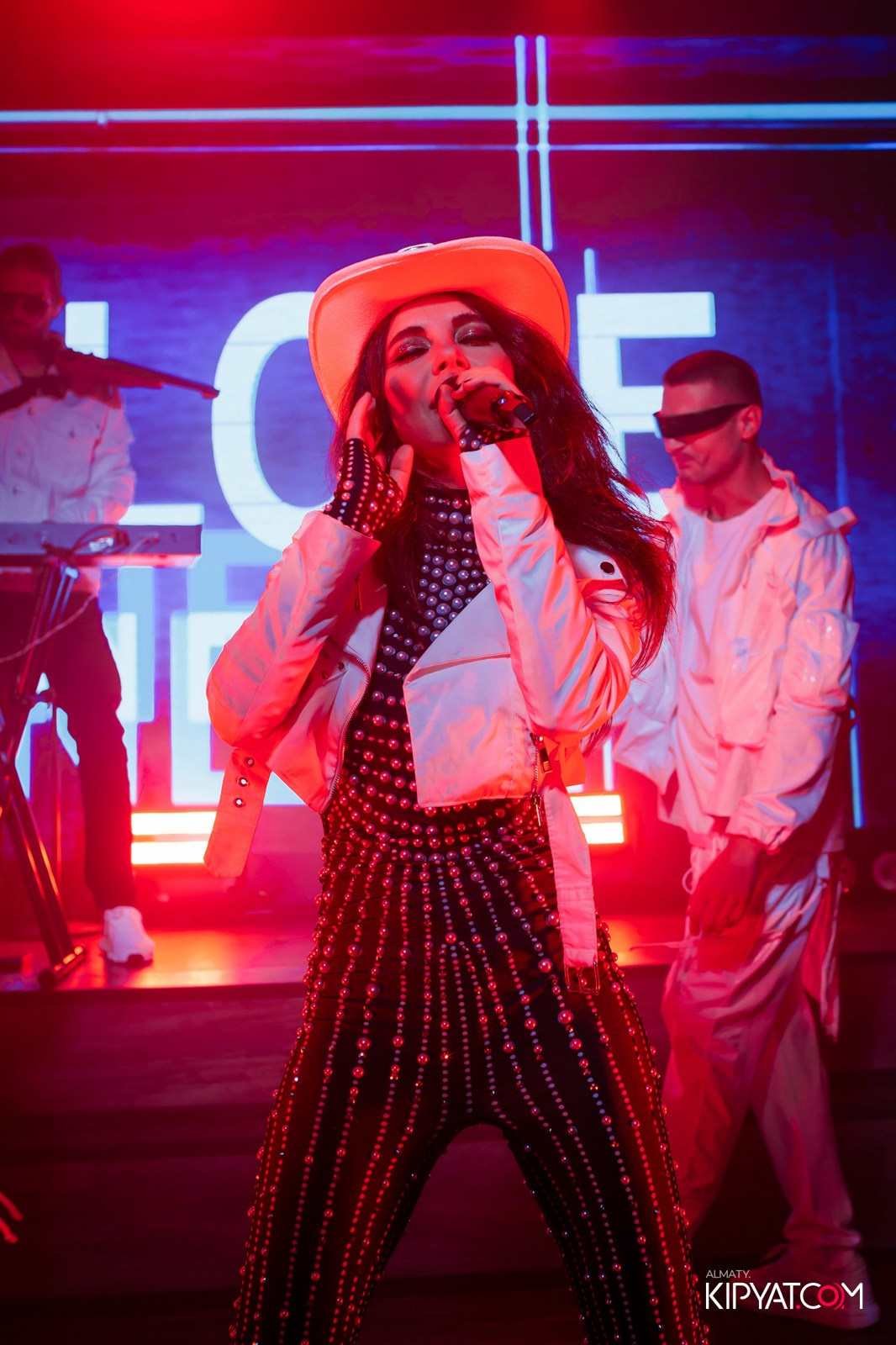 НОЧНОЙ КЛУБ ICON. КИПЯТКОМ АЛМАТЫ!