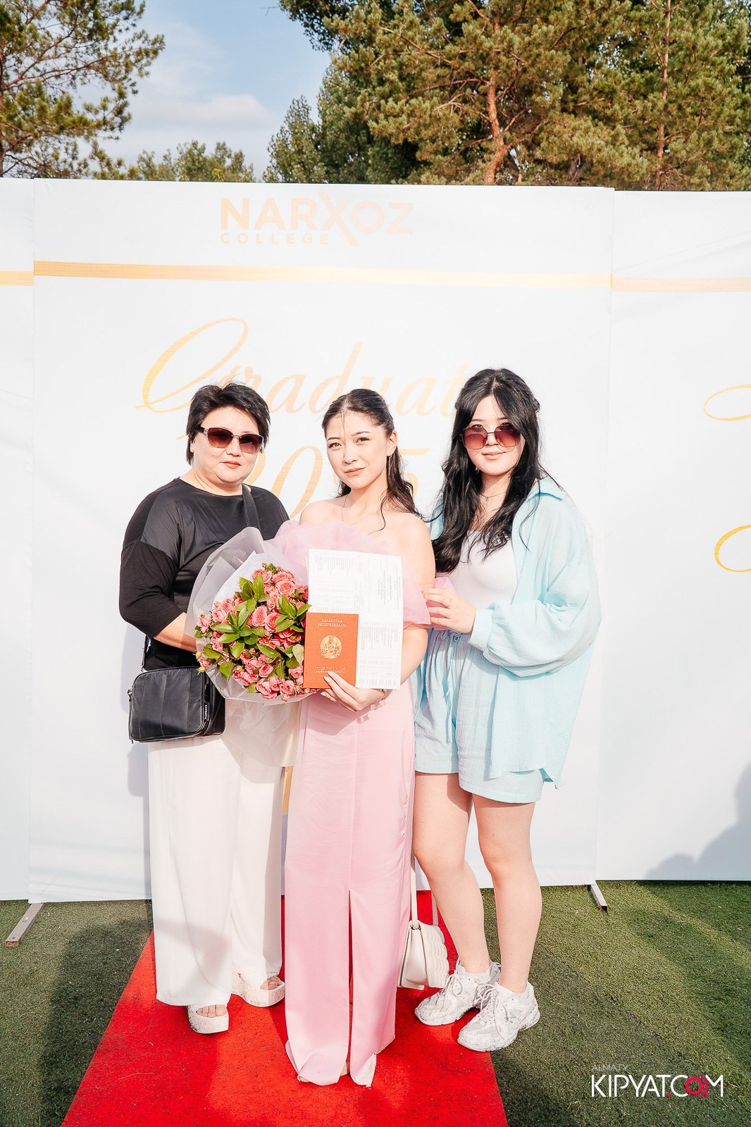 ВРУЧЕНИЕ ДИПЛОМОВ — НАРХОЗ КОЛЛЕДЖ. Part 1. КИПЯТКОМ АЛМАТЫ!