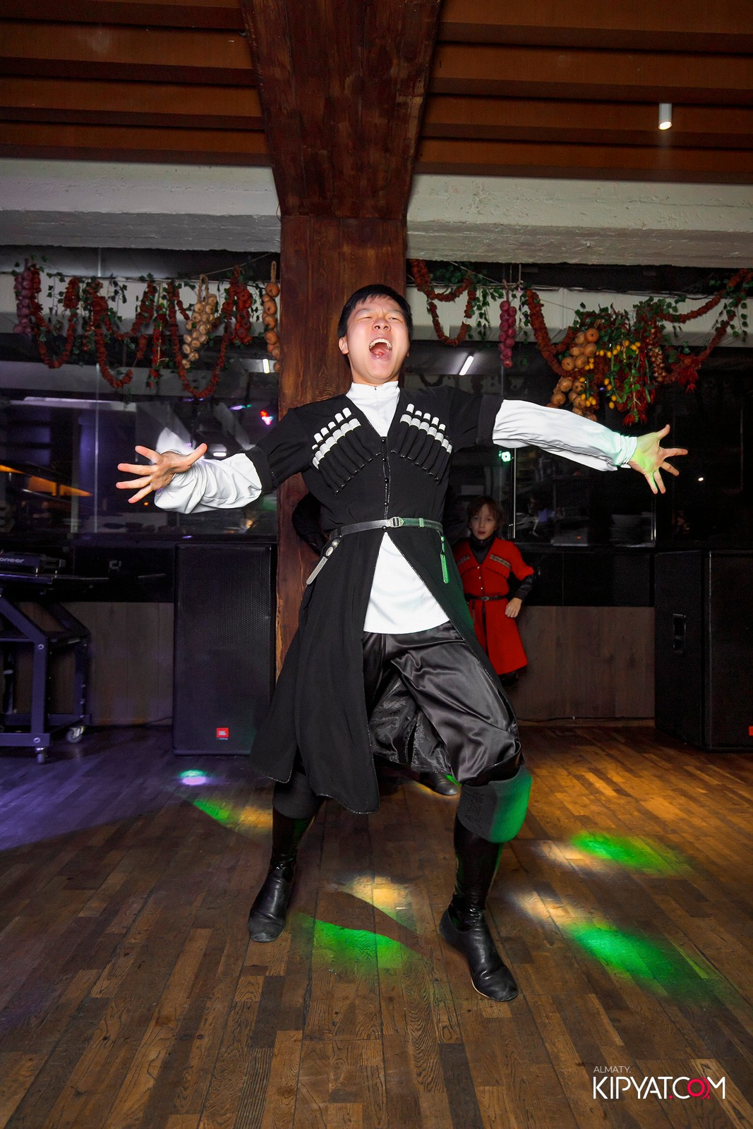 ВАХТАНГУРИ. КИПЯТКОМ АЛМАТЫ!