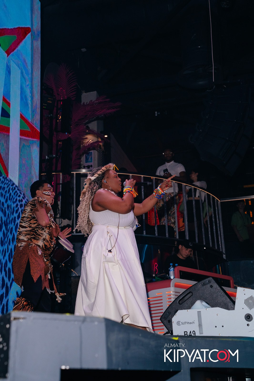 SANTA BARBARA — ВЫСТУПЛЕНИЕ LIZWI. КИПЯТКОМ АЛМАТЫ!