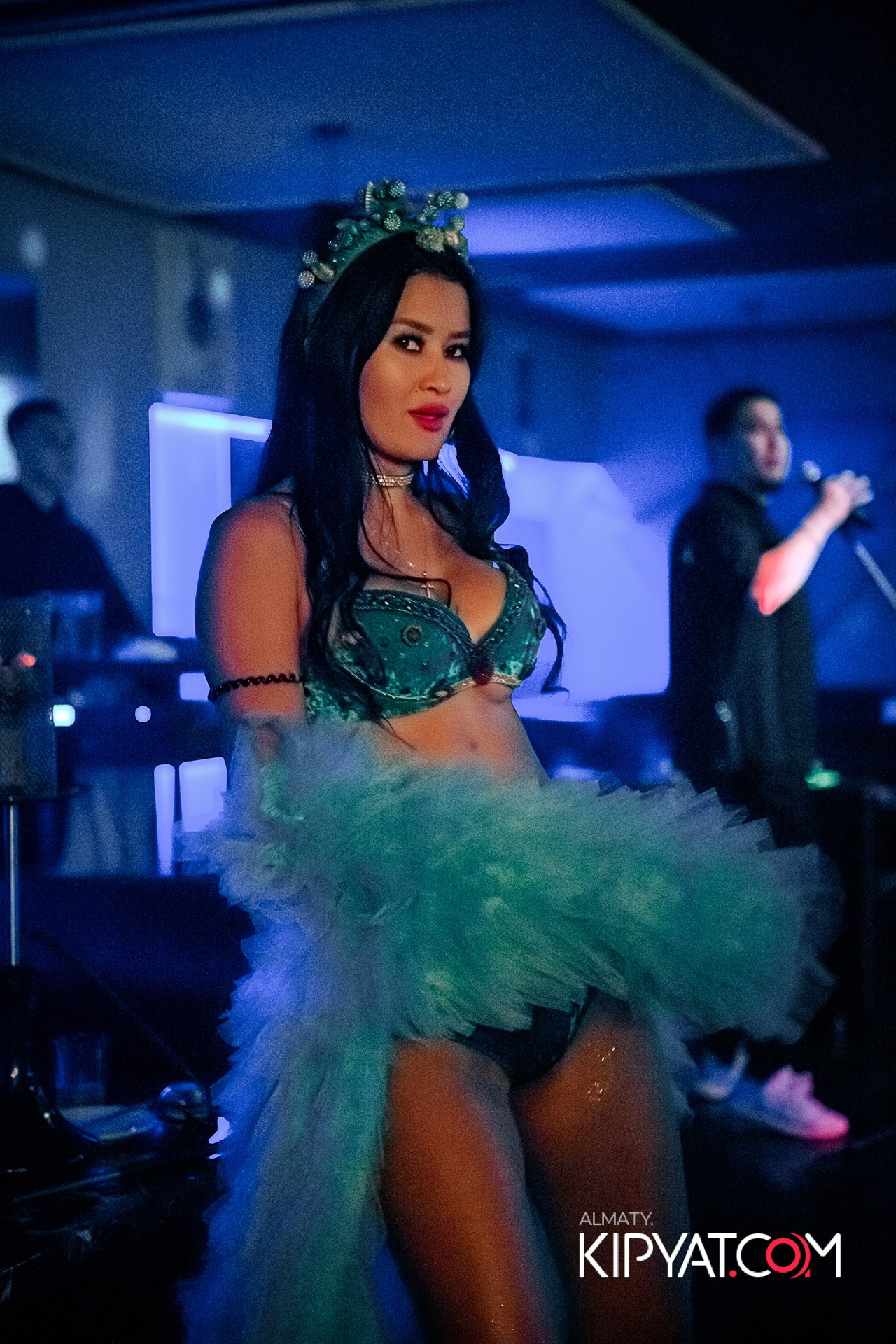 DOS 1 BAR. КИПЯТКОМ АЛМАТЫ!