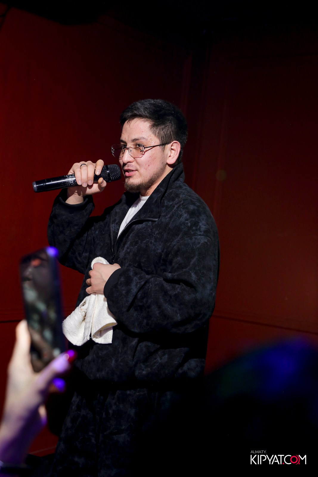 ARAGOSTA ДИСКО-БАР. КИПЯТКОМ АЛМАТЫ!