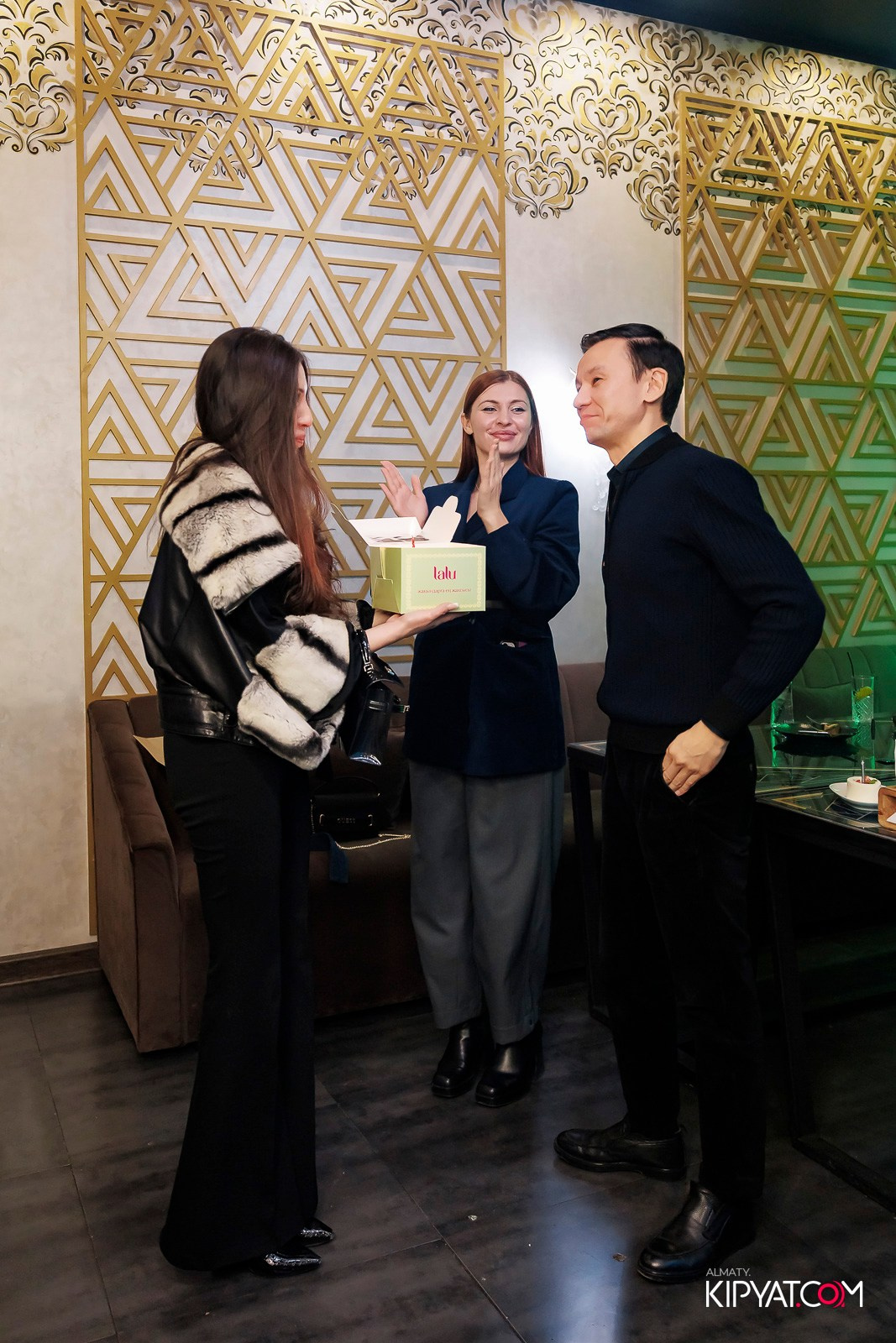 ДОРОГАЯ, Я НЕ ПИЛ. КИПЯТКОМ АЛМАТЫ!