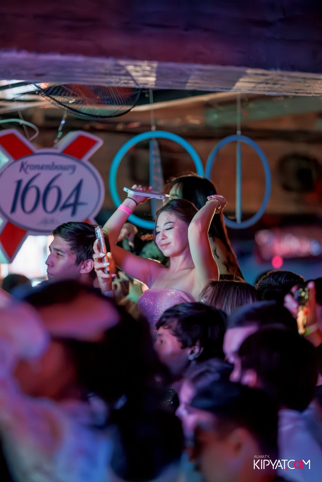 BHB. КИПЯТКОМ АЛМАТЫ!