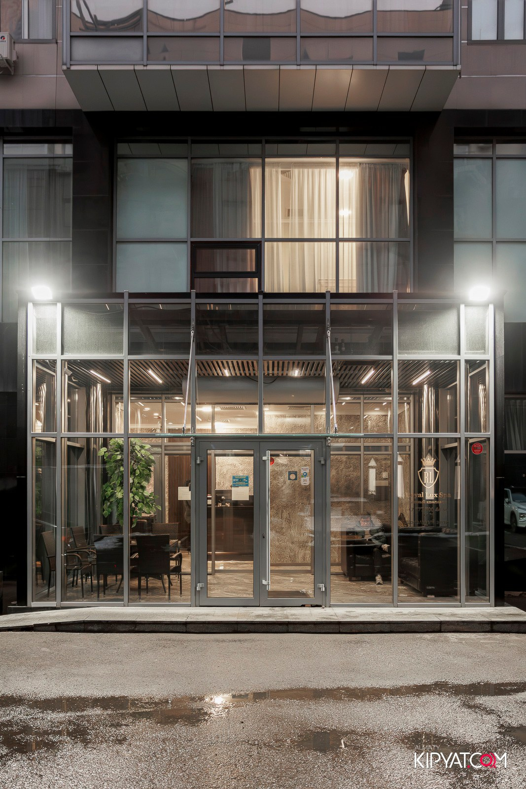 ОТКРЫТИЕ ПАРФЮМЕРНОГО ДОМА MAISON PERFUME. КИПЯТКОМ АЛМАТЫ!