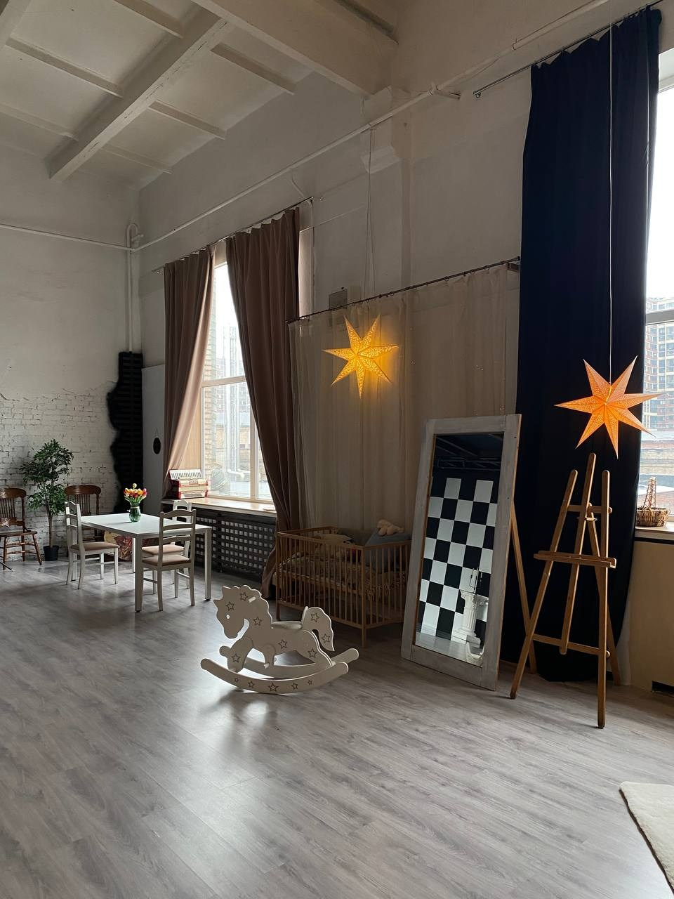 Фотографии залов фотостудии Точка. Профессиональная фотостудия в Санкт-Петербурге «Точка»