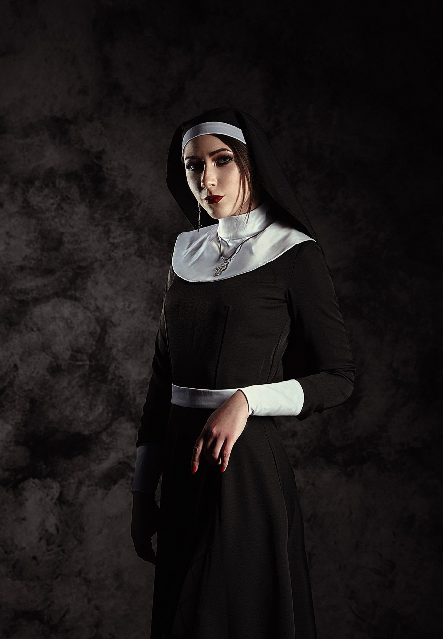 Монахиня. Свадебный и семейный фотограф в Туле Ксения Сильвер