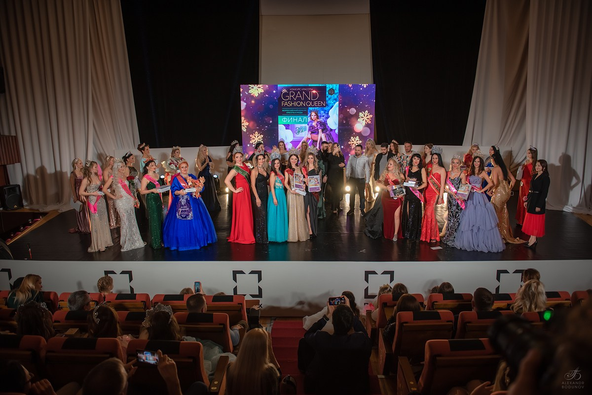 GrandFashionShow2024. Семейный и коммерческий фотограф в Сочи Александр Бодунов