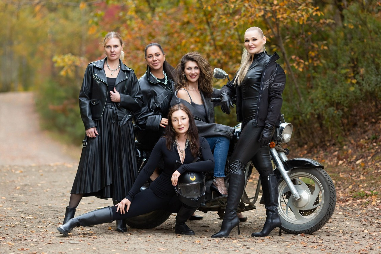 Reviews. Photographer Anastasia Barmina