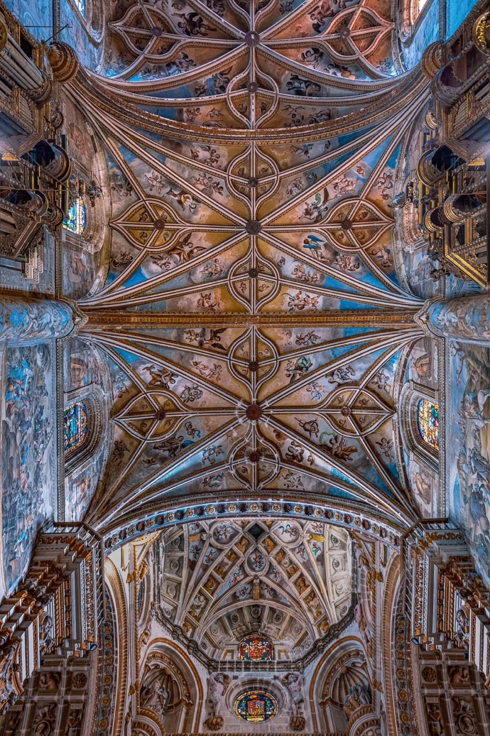 Look Up. Вадим Щербаков | архитектурный фотограф