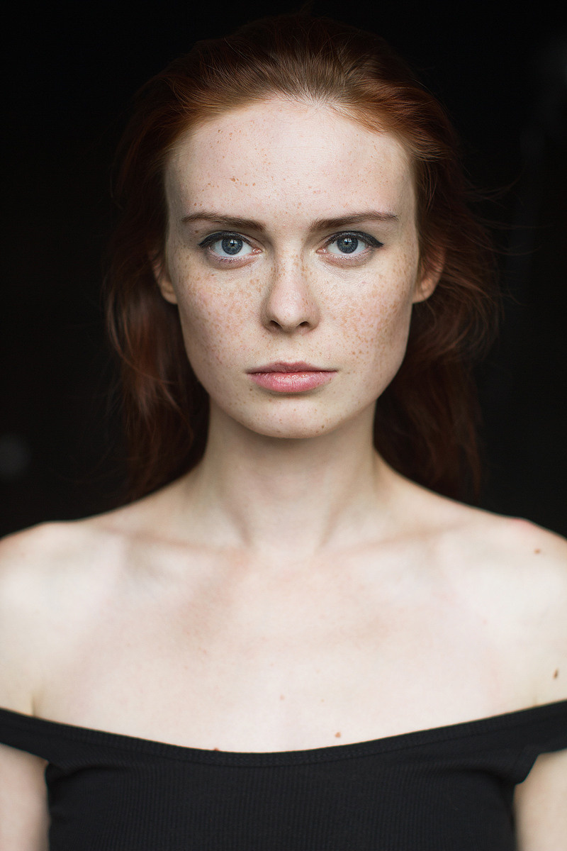 Portrait & Art. Commerce & art photographer