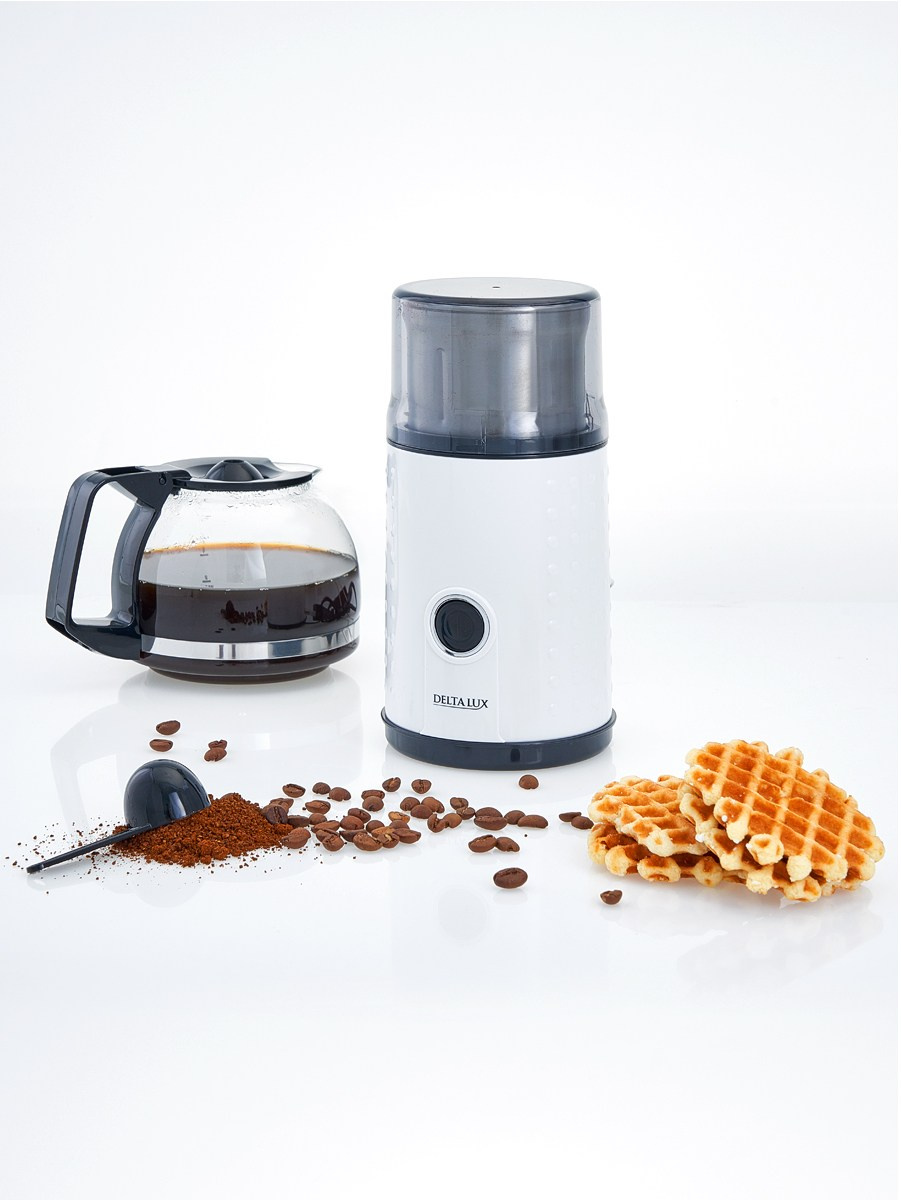 Для МАРКЕТПЛЕЙСОВ. Max Matvich and Victoria Basova are professionals in their field