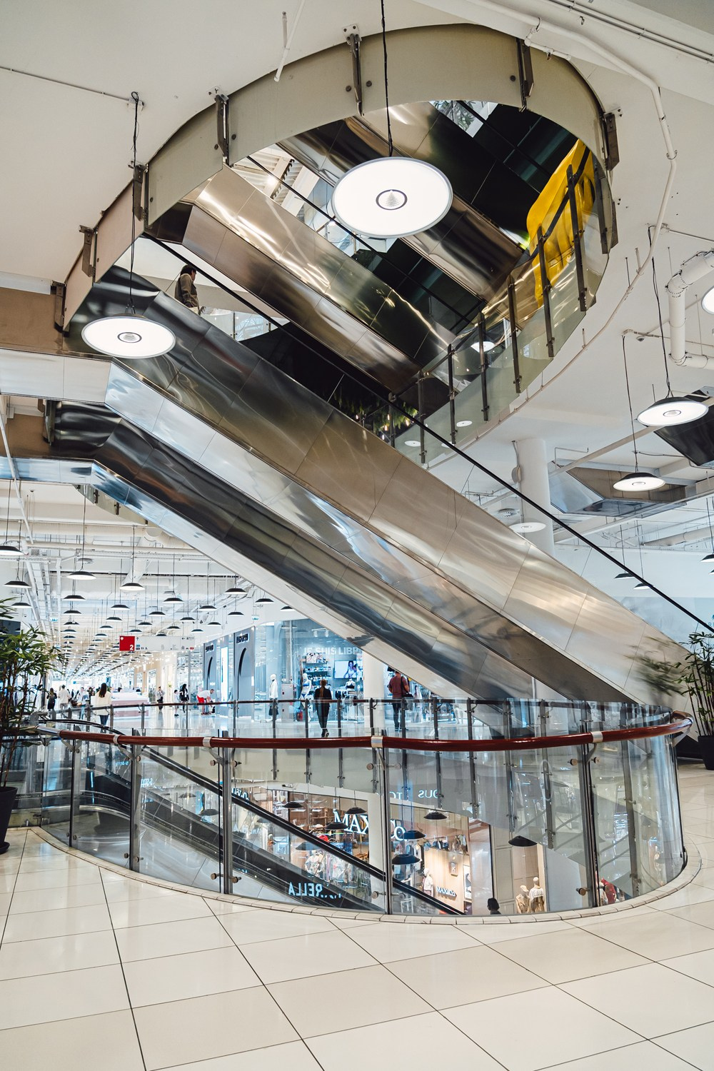 Aviapark-p. Vadim Yathartha — Photography, Cinematography, Generative AI