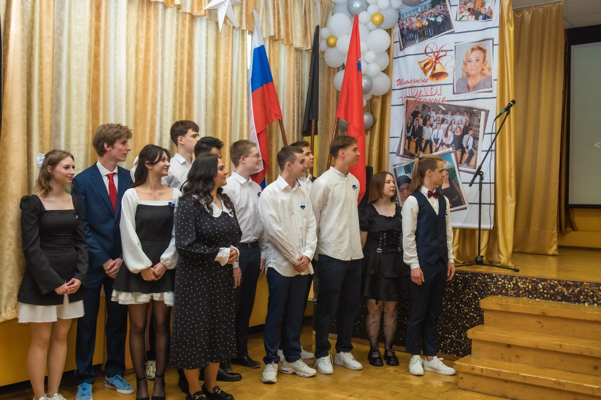 Последний звонок. Выпускные альбомы в Москве и области от Анны Гайдаш