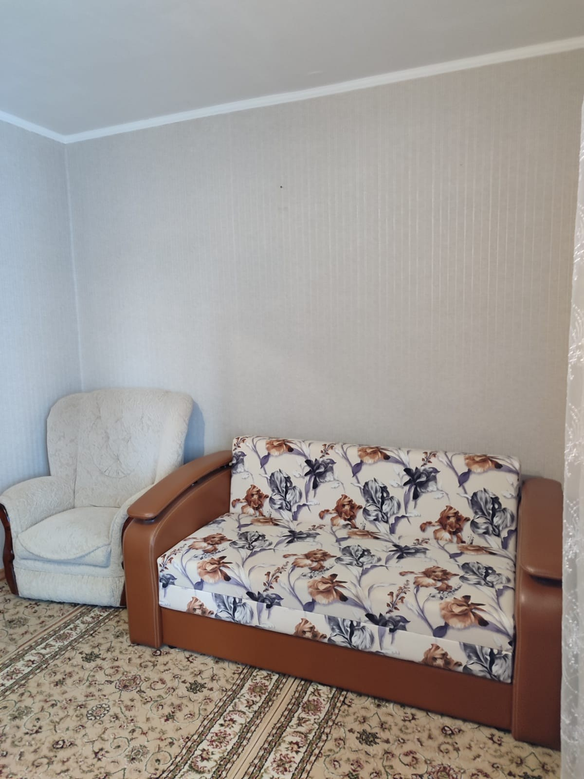 Ул. Ленина 25. Отдых в Евпатории без забот — аренда жилья, трансфер, размещение под ключ