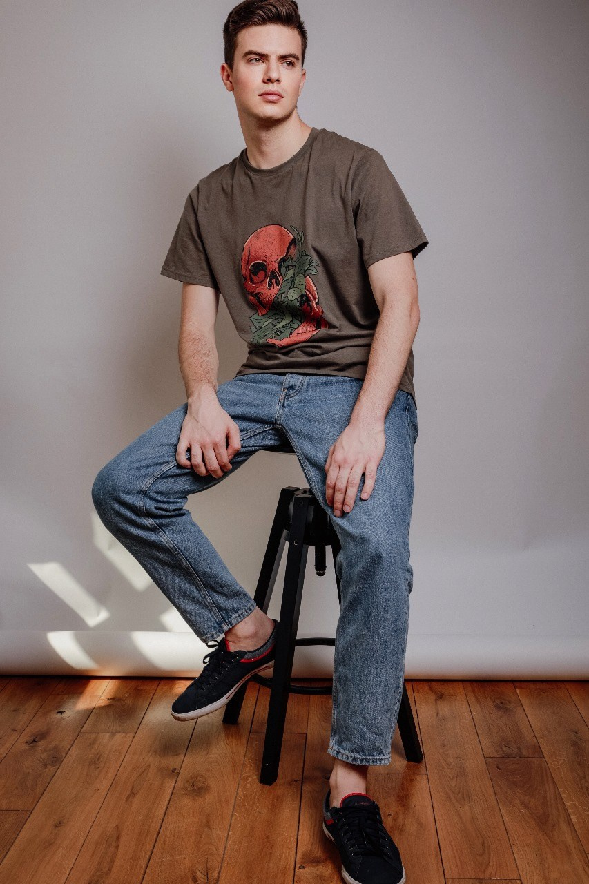 Артём. DEWA | фотостудия для маркетплейсов