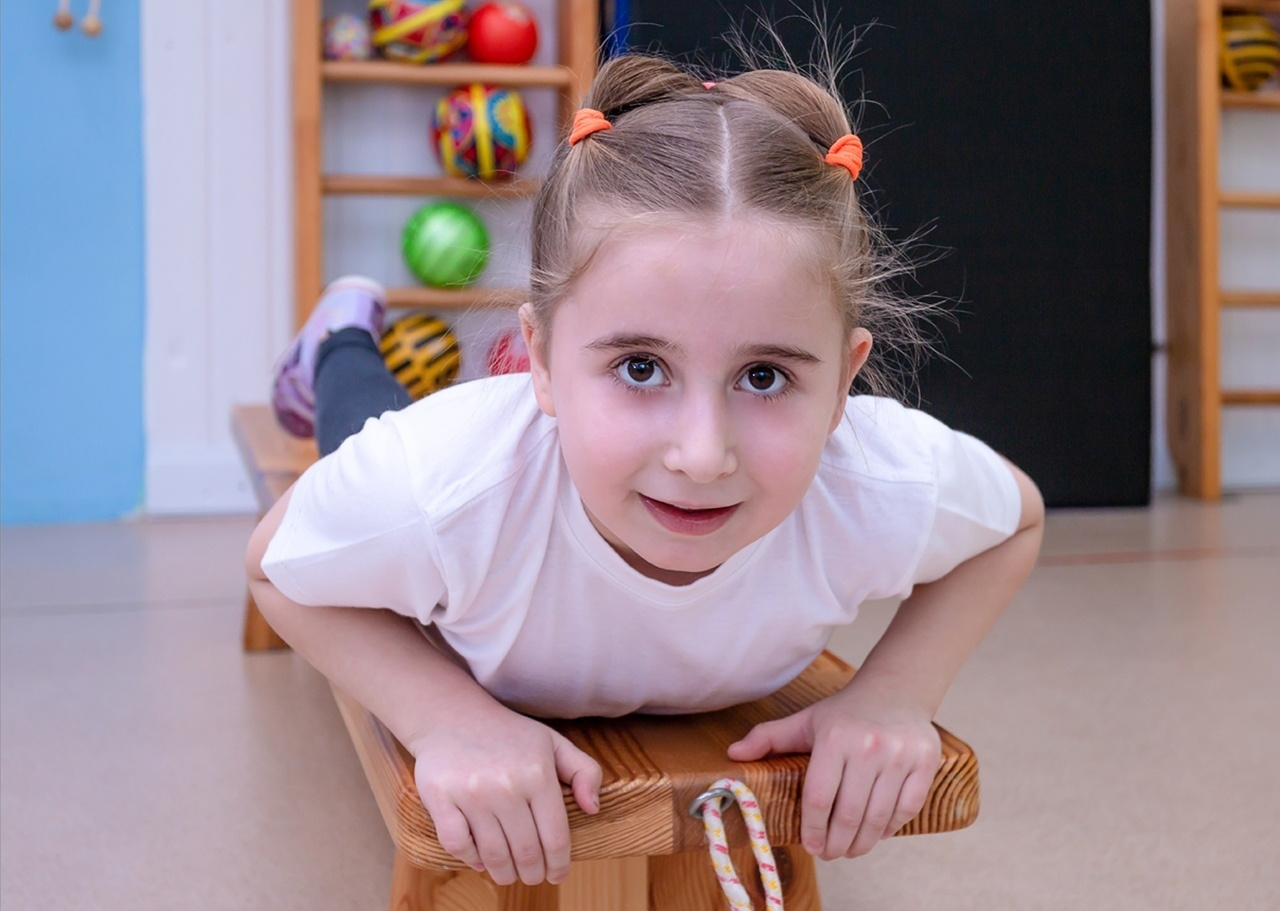 ВЫПУСКНЫЕ ФОТОАЛЬБОМЫ ДЛЯ ДЕТСКОГО САДА, ФОТОКНИГИ, РАЗВОРОТ ФОТОАЛЬБОМА, фотосъёмка  в детском саду, фотосъемка "один день в детском саду".