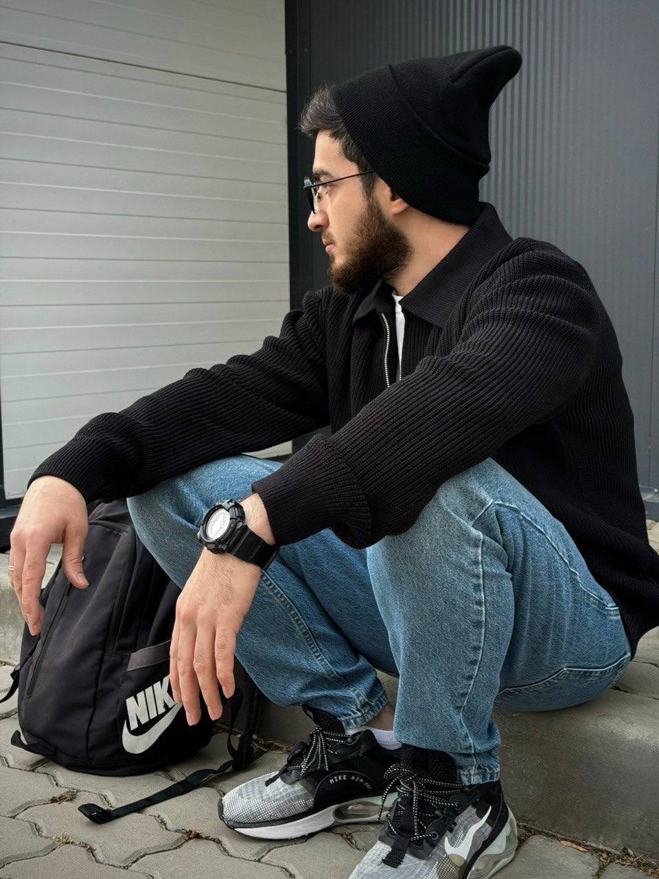 Акбер Ш. LUNAPRO Дом стильных, сборных и индивидуальных съемок для брендов