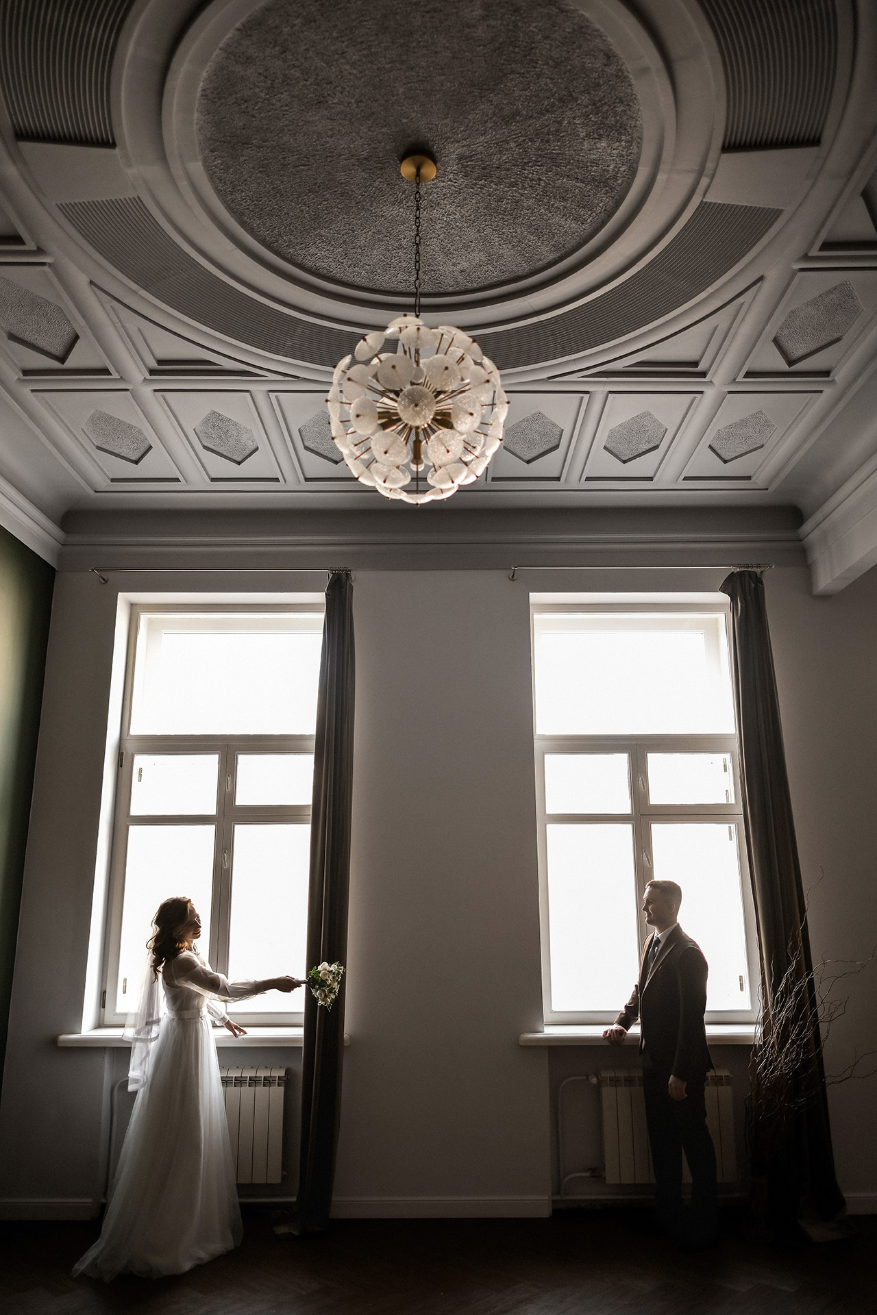 Свадебная фотосессия в фотостудии в Красноярске. 📸 Свадебный и семейный фотограф в Красноярске Тихомиров Евгений | 17 лет опыта | 800+ свадеб