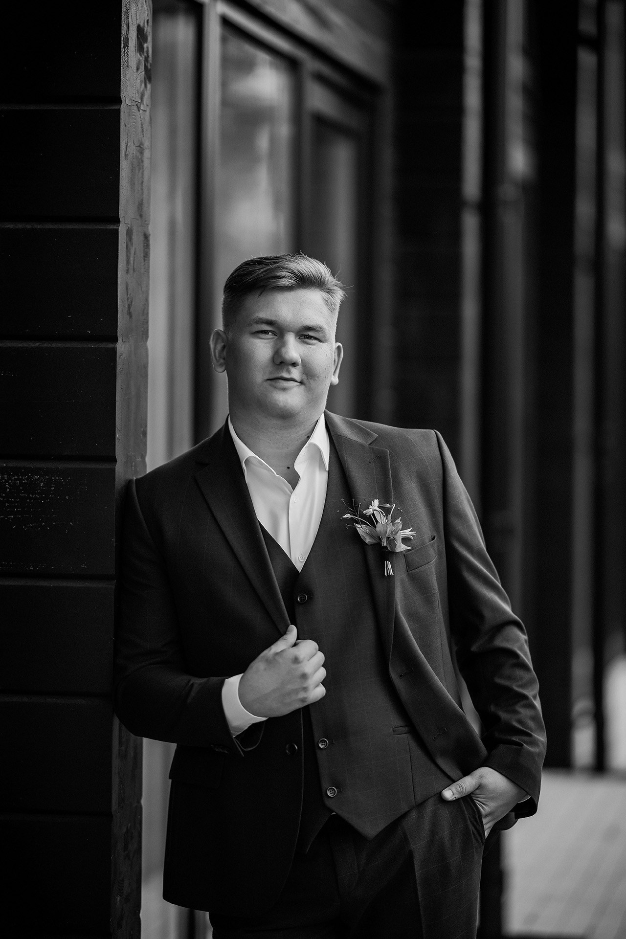 🏡 Роман и Мария — классическая свадьба в "Соснах" | Элегантные фото в доме событий под Красноярском. 📸 Свадебный и семейный фотограф в Красноярске Тихомиров Евгений | 17 лет опыта | 800+ свадеб