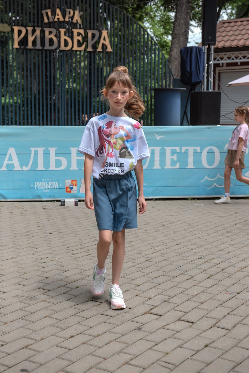 Парк Ривьера дефиле HAPPYkids. Семейный и коммерческий фотограф в Сочи Александр Бодунов