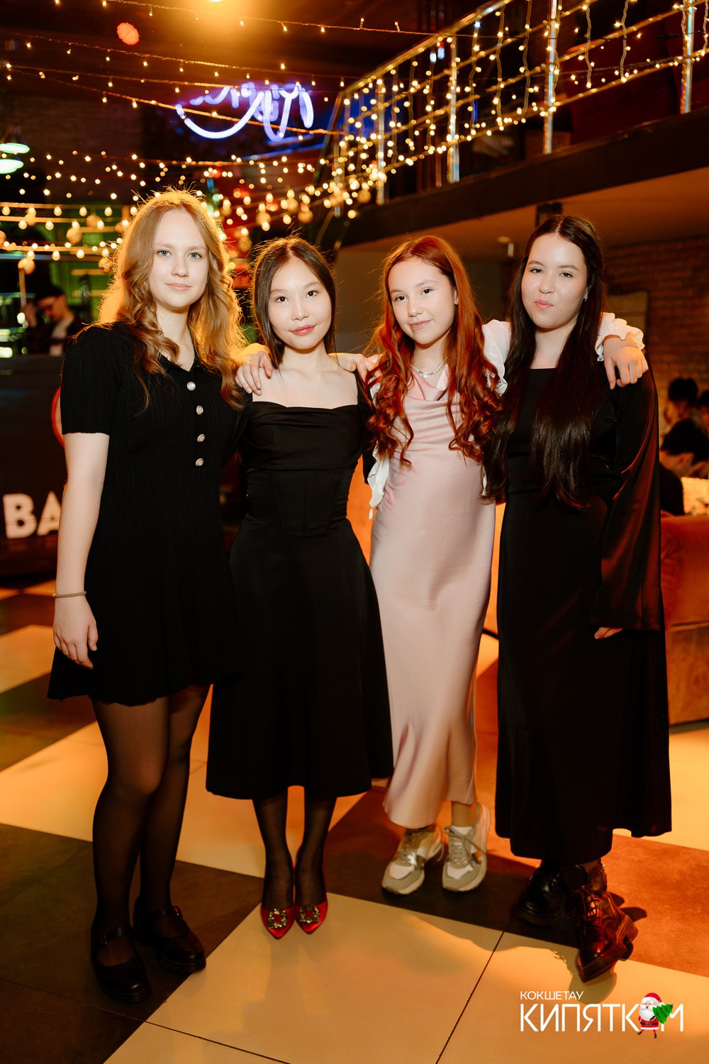 МЯТА ШКОЛЬНАЯ ДИСКОТЕКА. КИПЯТКОМ КОКШЕТАУ