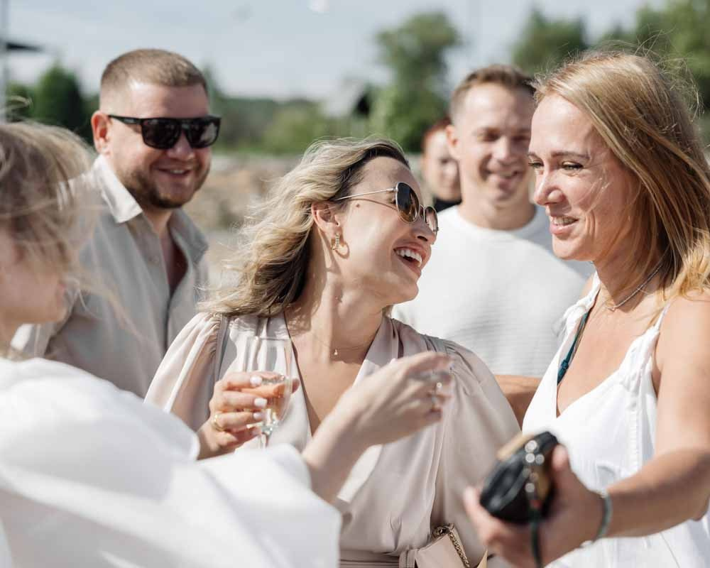 Любовь и ветер. Владимир Киселев — свадебный фотограф в Саратове, Москве и по всему миру