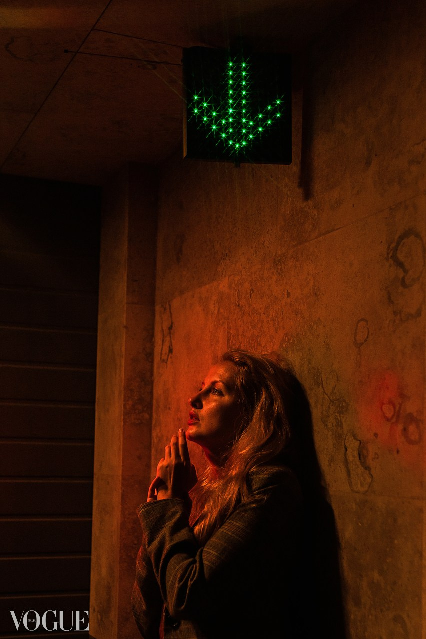 VOGUE. Фотограф СПб — Александра Венцова | портрет и контент-фото