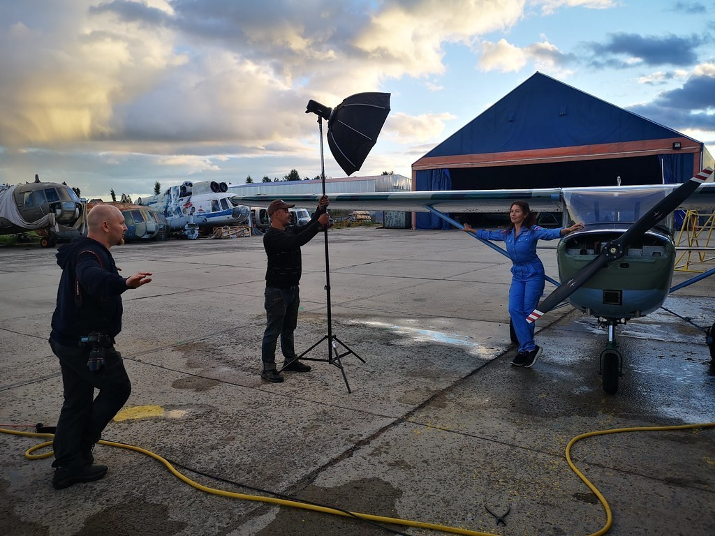 Условия аренды. Авиационная техника для кино, рекламы и фотосессий