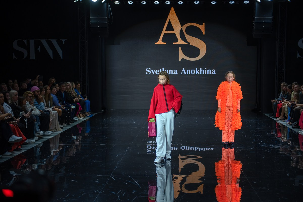 SochiFashionWeek2024 дизайнер Анохина Светлана. Семейный и коммерческий фотограф в Сочи Александр Бодунов