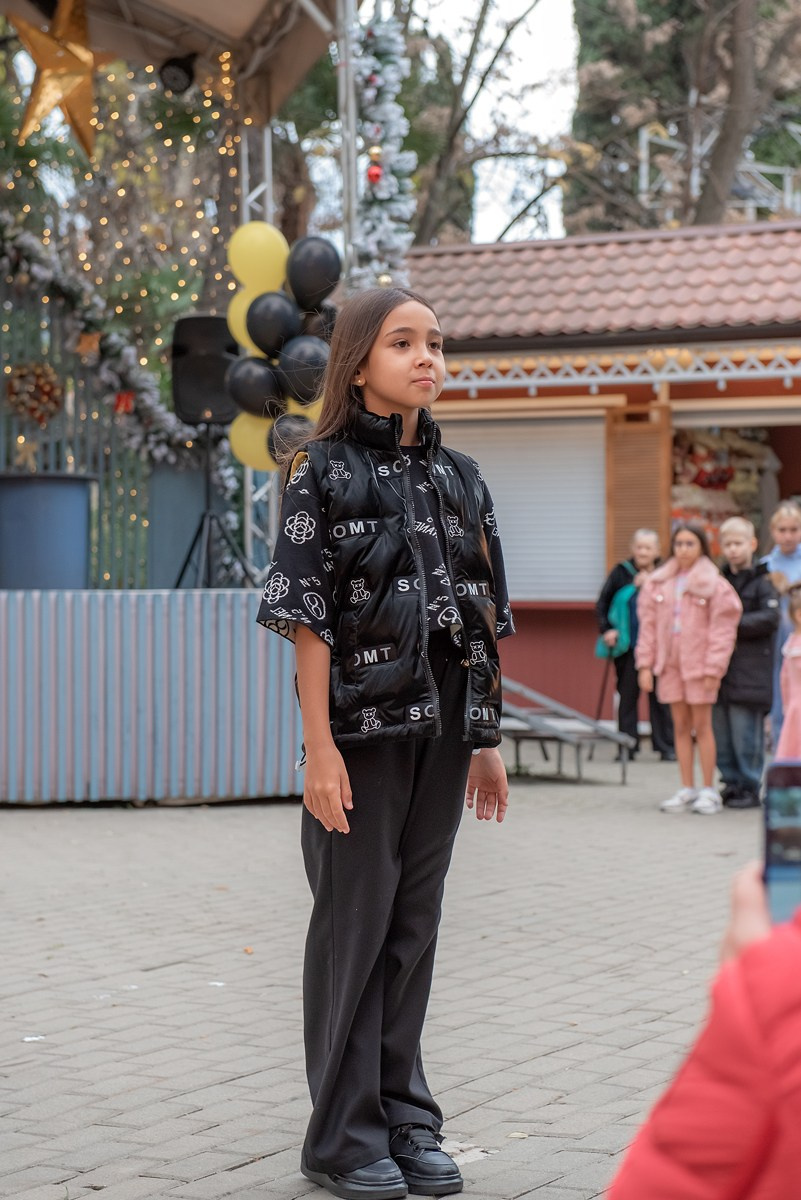Парк Ривьера дефиле HAPPYkids. Семейный и коммерческий фотограф в Сочи Александр Бодунов