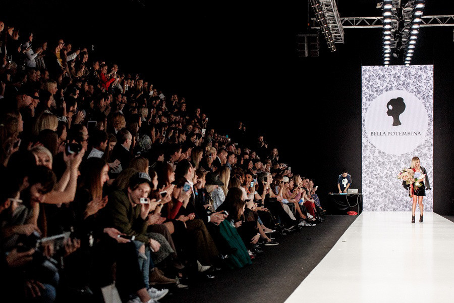 Mercedes-Benz Fashion Week Bella Potemkina. Фотограф Арсений Гуров