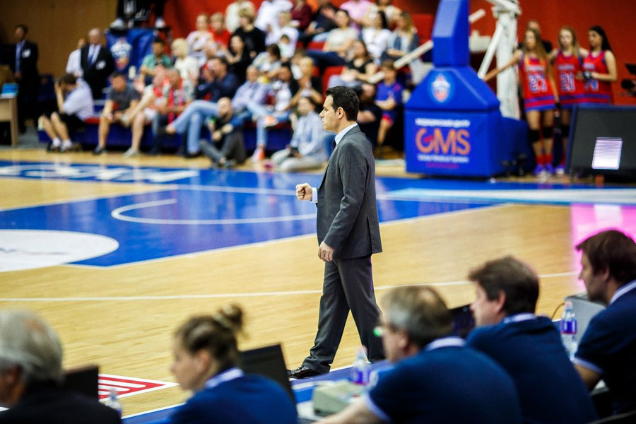 Баскетбол. Фотограф Арсений Гуров