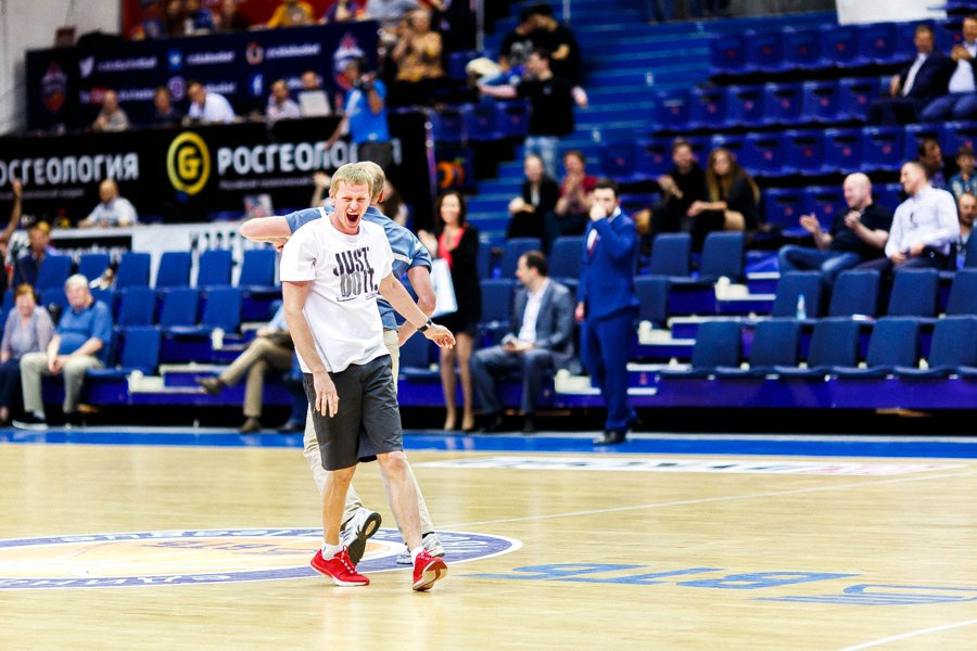 Баскетбол. Фотограф Арсений Гуров