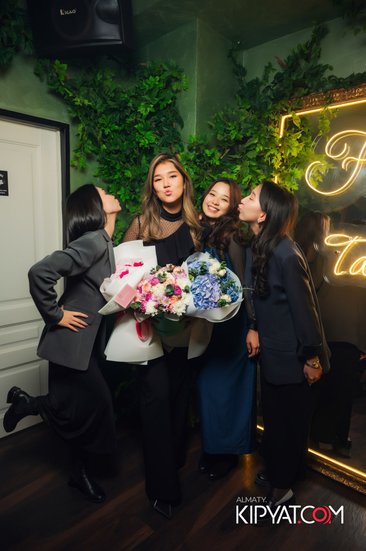 УХО И МЕДВЕДЬ НА САИНА. КИПЯТКОМ АЛМАТЫ!