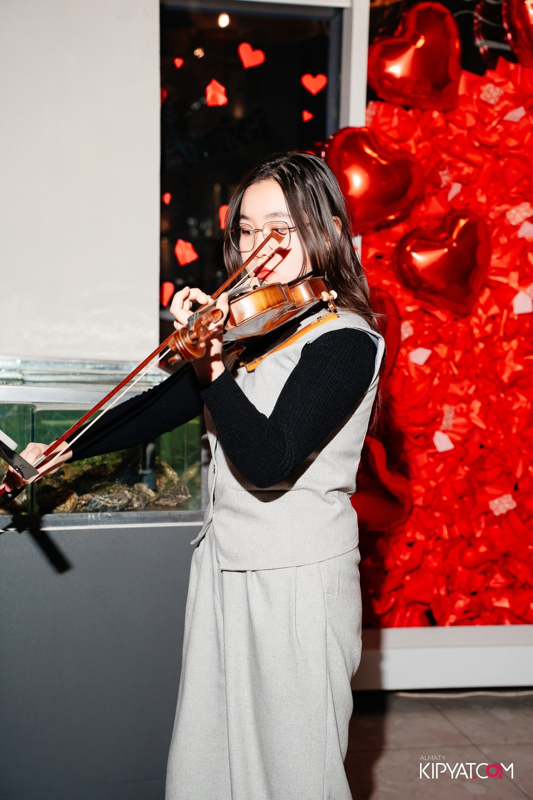 ДЕНЬ СВ.ВАЛЕНТИНА В РЕСТОРАНЕ AMICI. КИПЯТКОМ АЛМАТЫ!