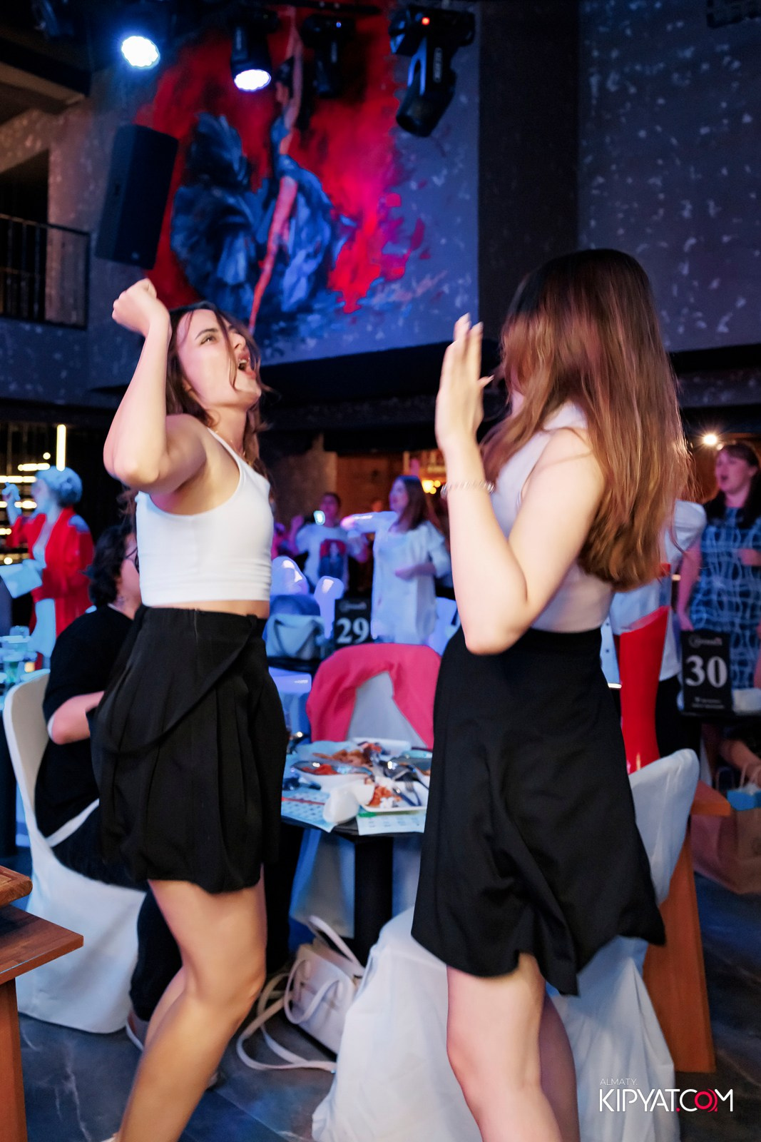 МУЗЫКАЛЬНОЕ ЛОТО В HIT RETRO. КИПЯТКОМ АЛМАТЫ!