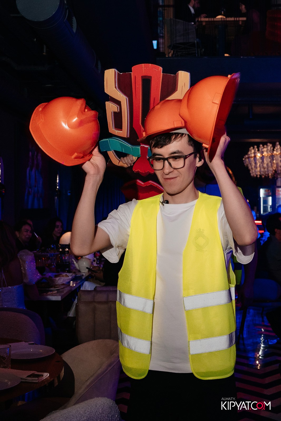 QUEEN. КИПЯТКОМ АЛМАТЫ!