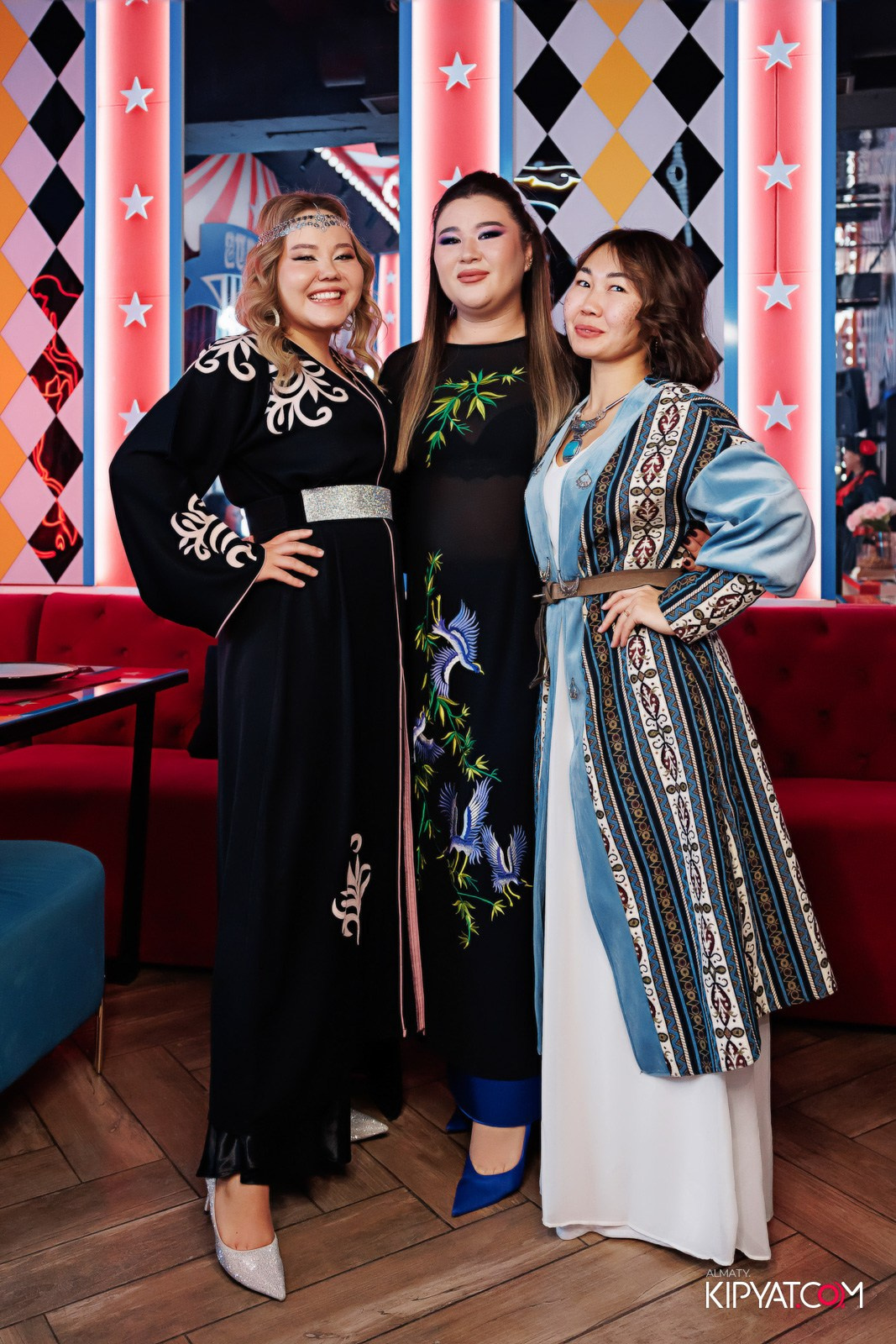 ЗАЯ, НА БИС. КИПЯТКОМ АЛМАТЫ!