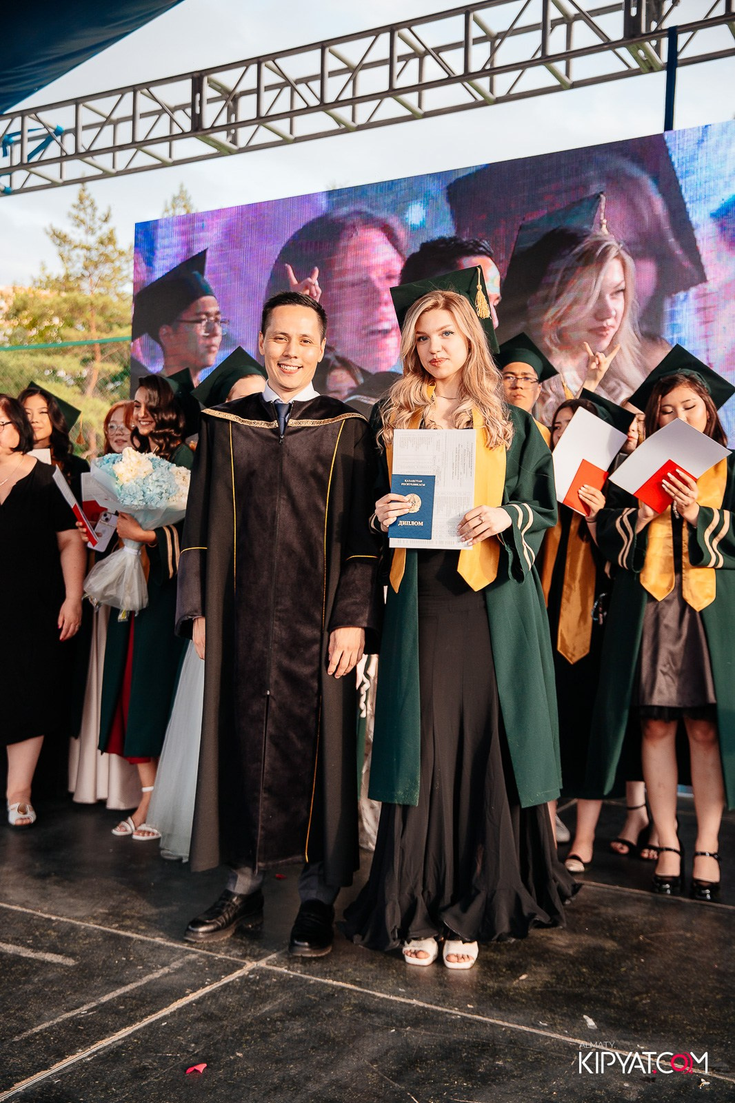 ВРУЧЕНИЕ ДИПЛОМОВ — НАРХОЗ КОЛЛЕДЖ. Part 3. КИПЯТКОМ АЛМАТЫ!