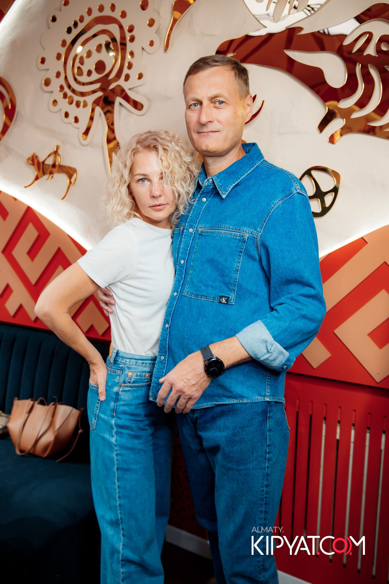 Ухо и Медведь на Гагарина. КИПЯТКОМ АЛМАТЫ!