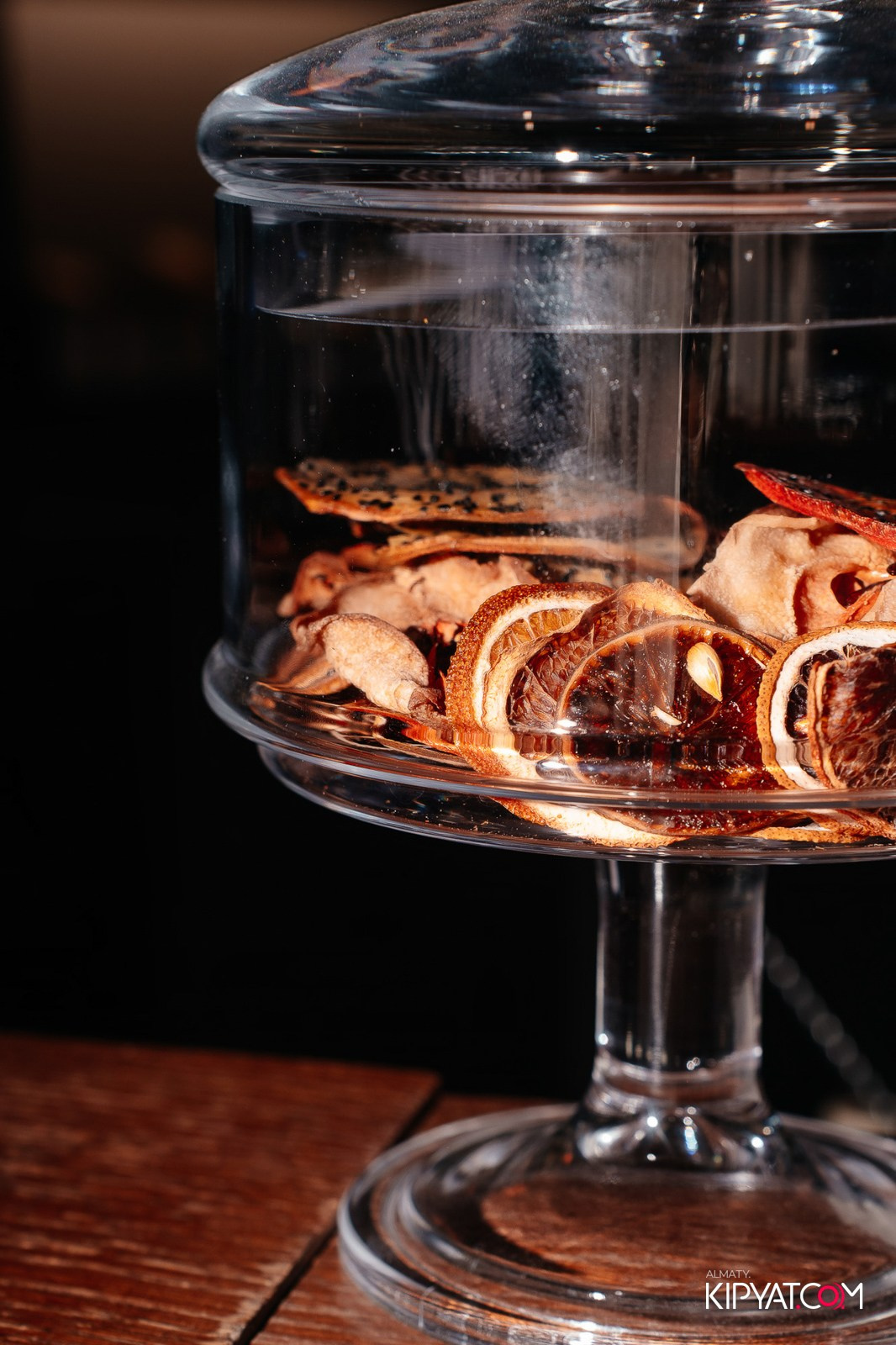 LAUREATE GRAND CAFÉ. КИПЯТКОМ АЛМАТЫ!