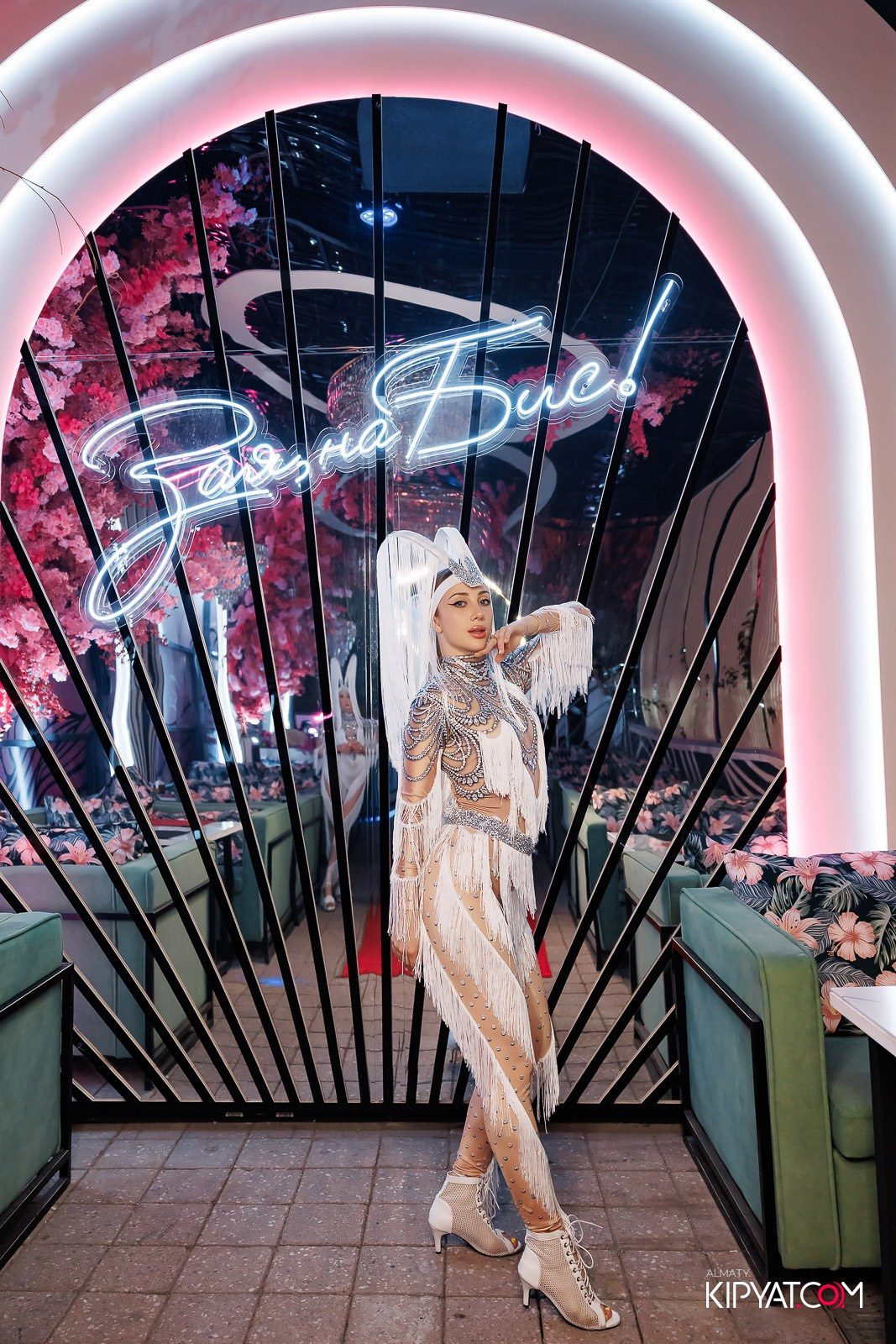 ЗАЯ, НА БИС. КИПЯТКОМ АЛМАТЫ!