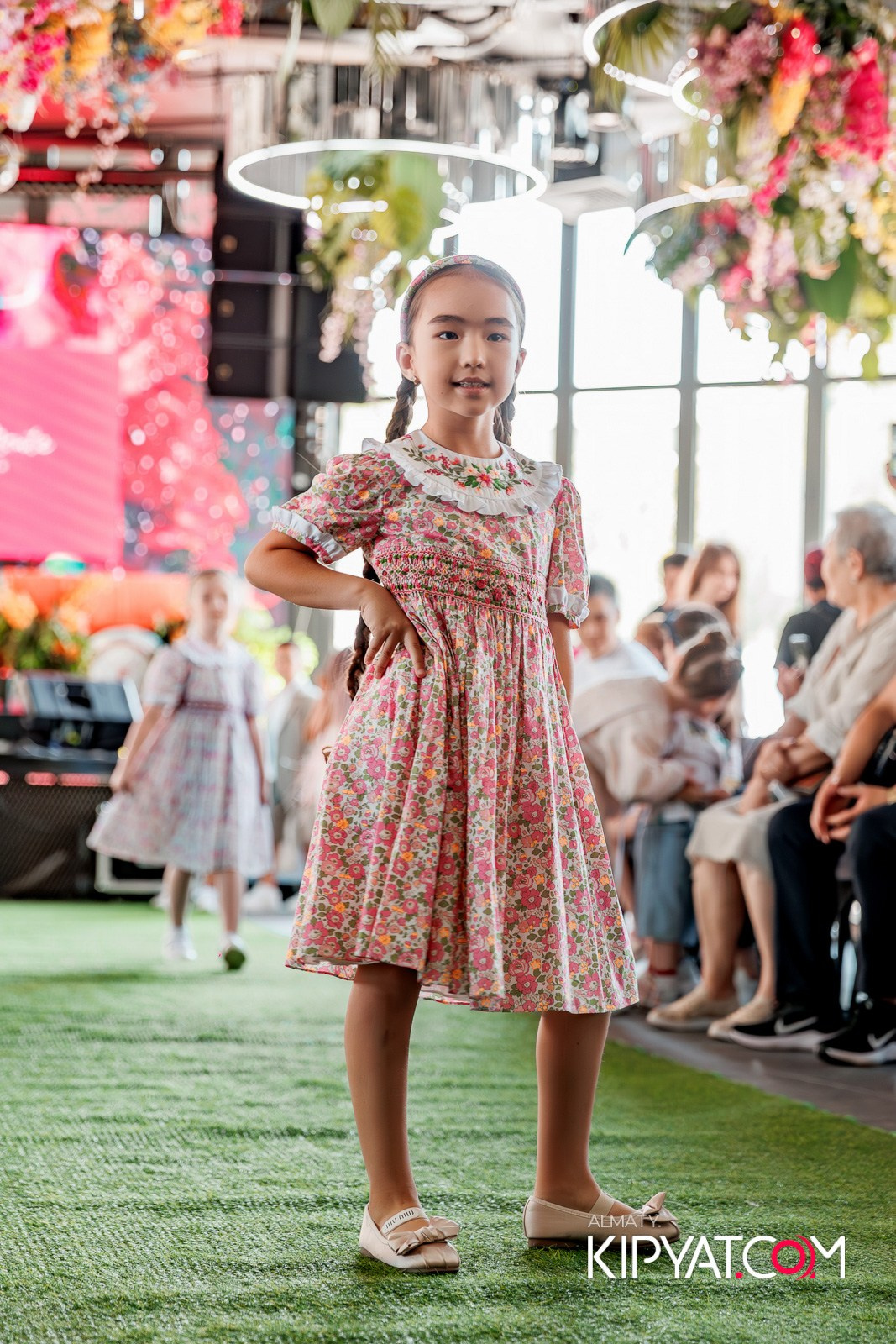 PROM KIDS FASHION SHOW. КИПЯТКОМ АЛМАТЫ!