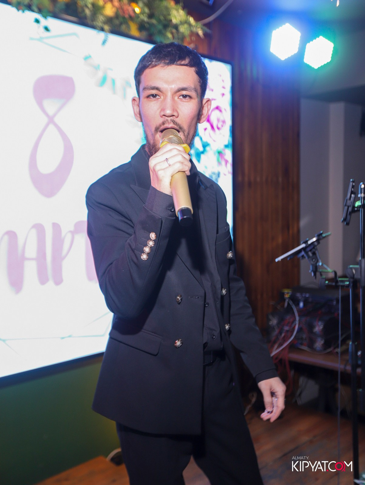 LIFE GRILL CAFE. КИПЯТКОМ АЛМАТЫ! Фотосъемка мероприятий в Алматы