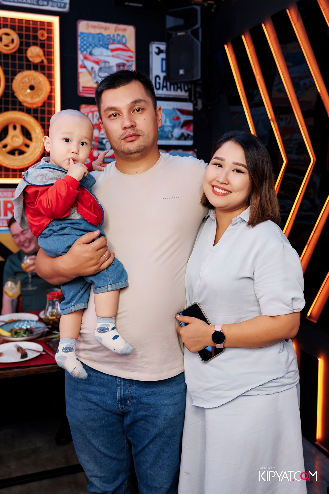 ЗАЯ, НА БИС. КИПЯТКОМ АЛМАТЫ!