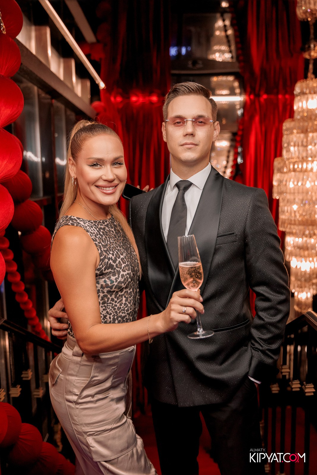 MARUV THE THEATER. КИПЯТКОМ АЛМАТЫ!