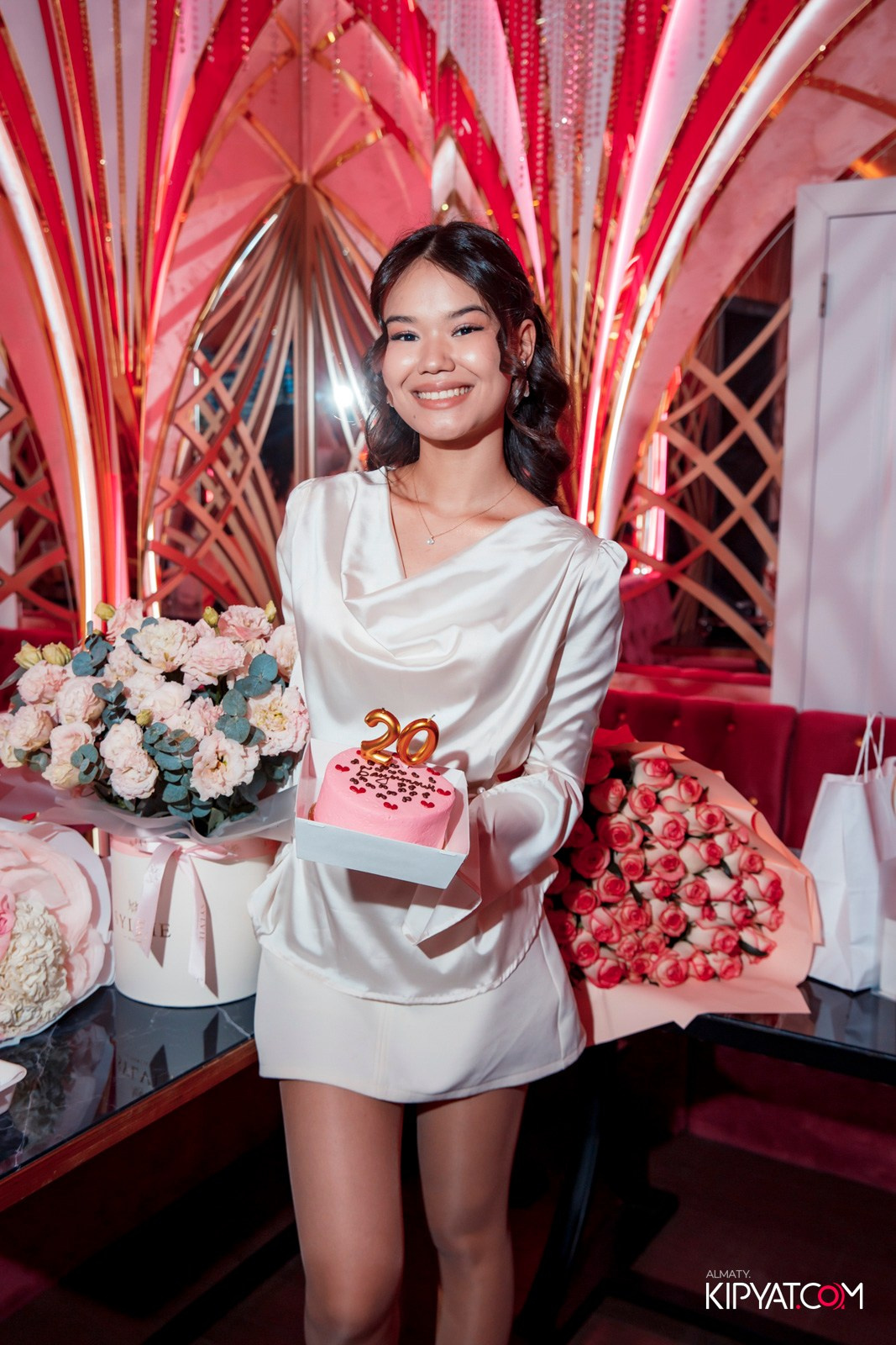 УХО И МЕДВЕДЬ НА КУРМАНГАЗЫ. КИПЯТКОМ АЛМАТЫ! Фотосъемка мероприятий в Алматы