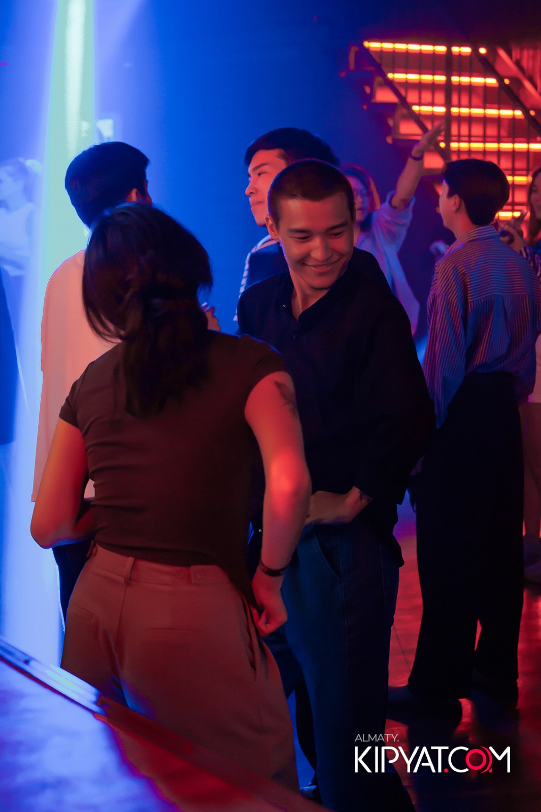 НОЧНОЙ КЛУБ ICON. КИПЯТКОМ АЛМАТЫ!