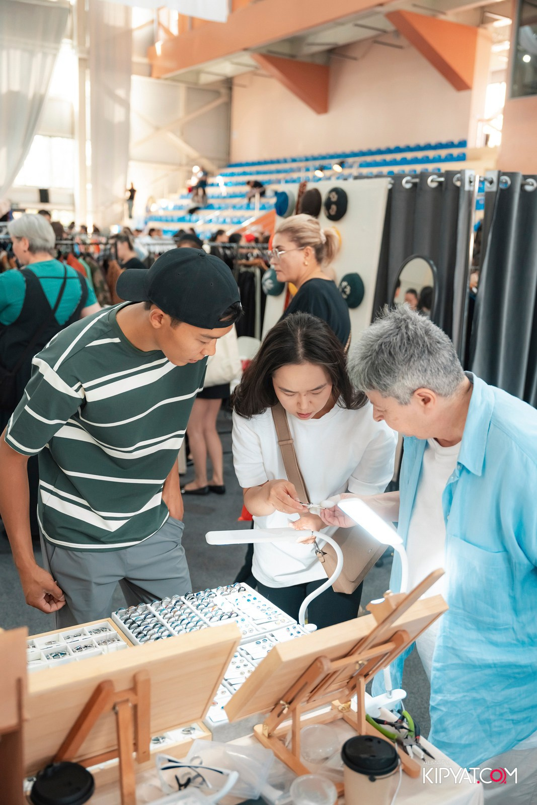 ETHNO POP-UP STORE, SABANTOI B SADU ARENA. КИПЯТКОМ АЛМАТЫ!